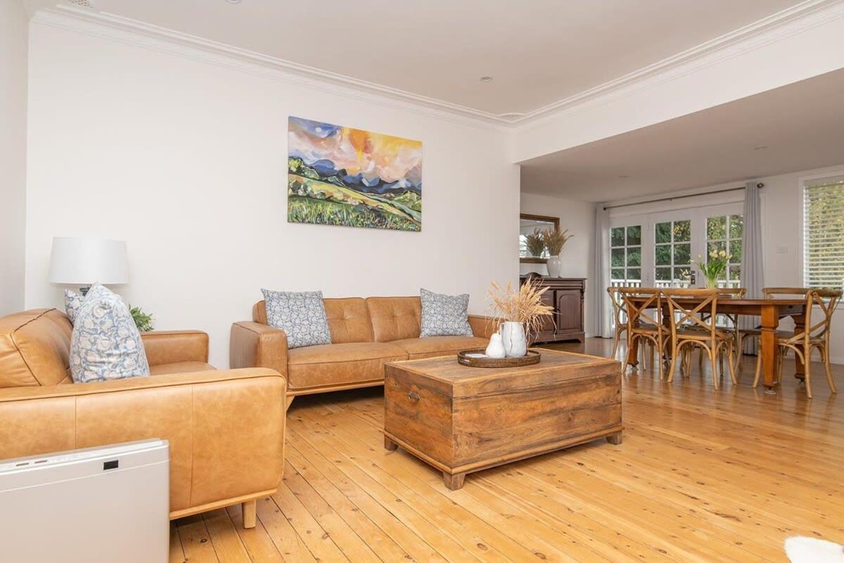 Cox Spacious Family Outdoor Pets Holiday home *